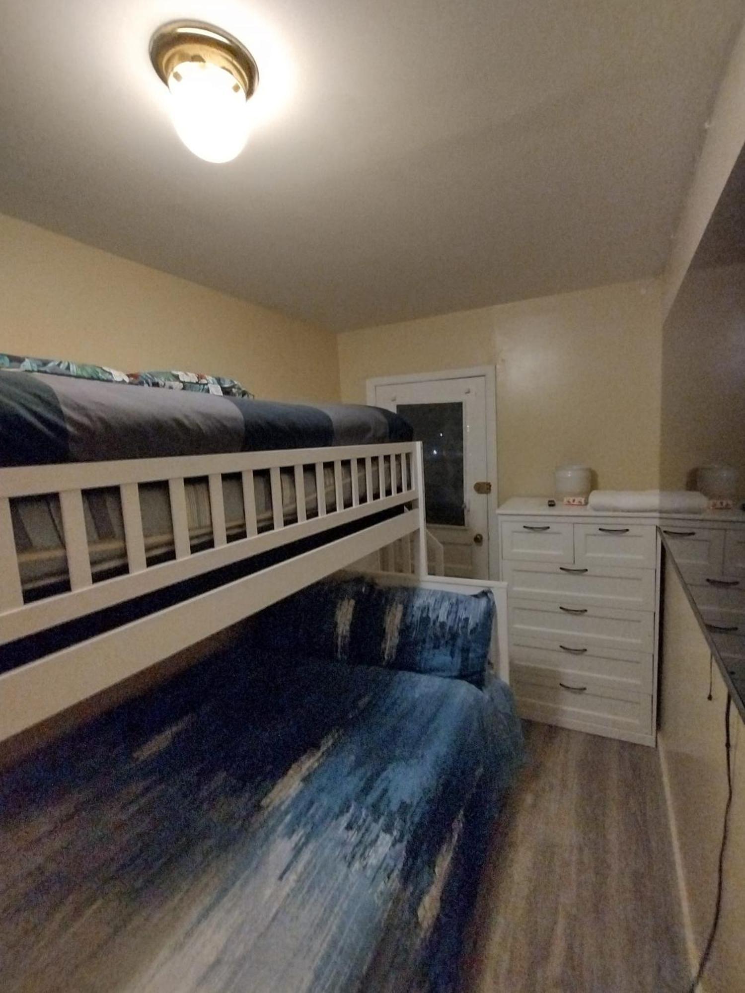Brighton Beach Rooms Нью-Йорк Экстерьер фото
